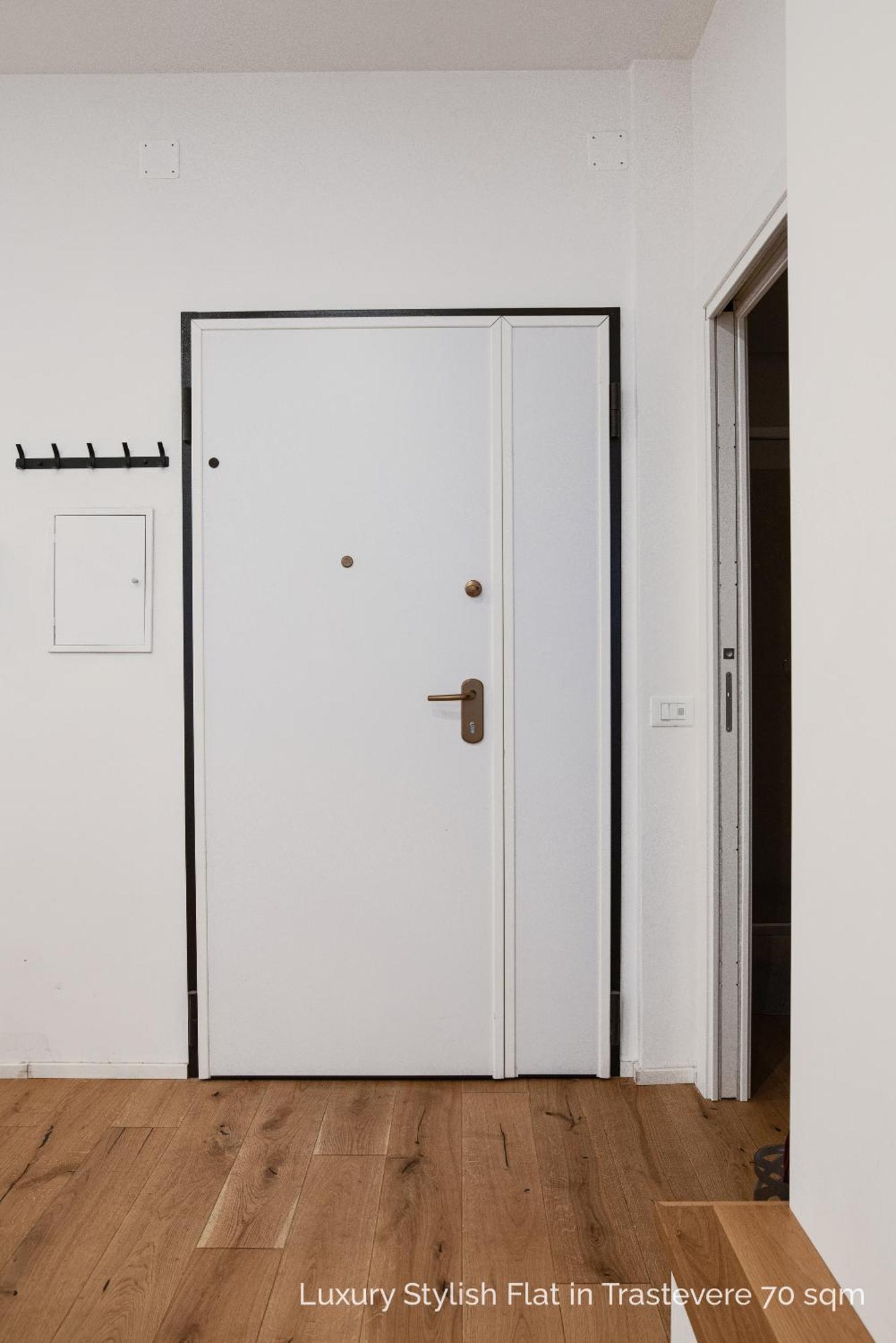 La Dolce Vita - Luxury Stylish Flats In Trastevere 70-90Sqm Rome Extérieur photo